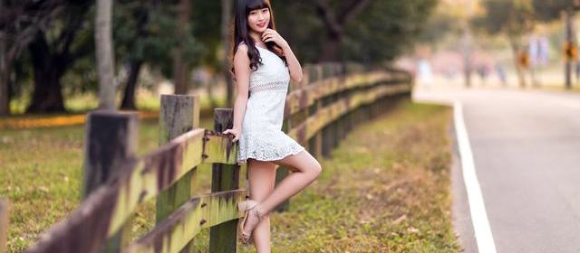 时间线摘录:女团成员小号被指点赞对家黑帖,团队称账号被盗